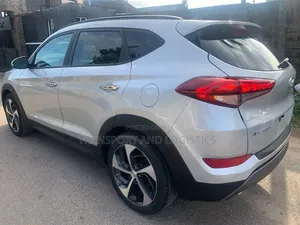 Hyundai Tucson 2016 Silver