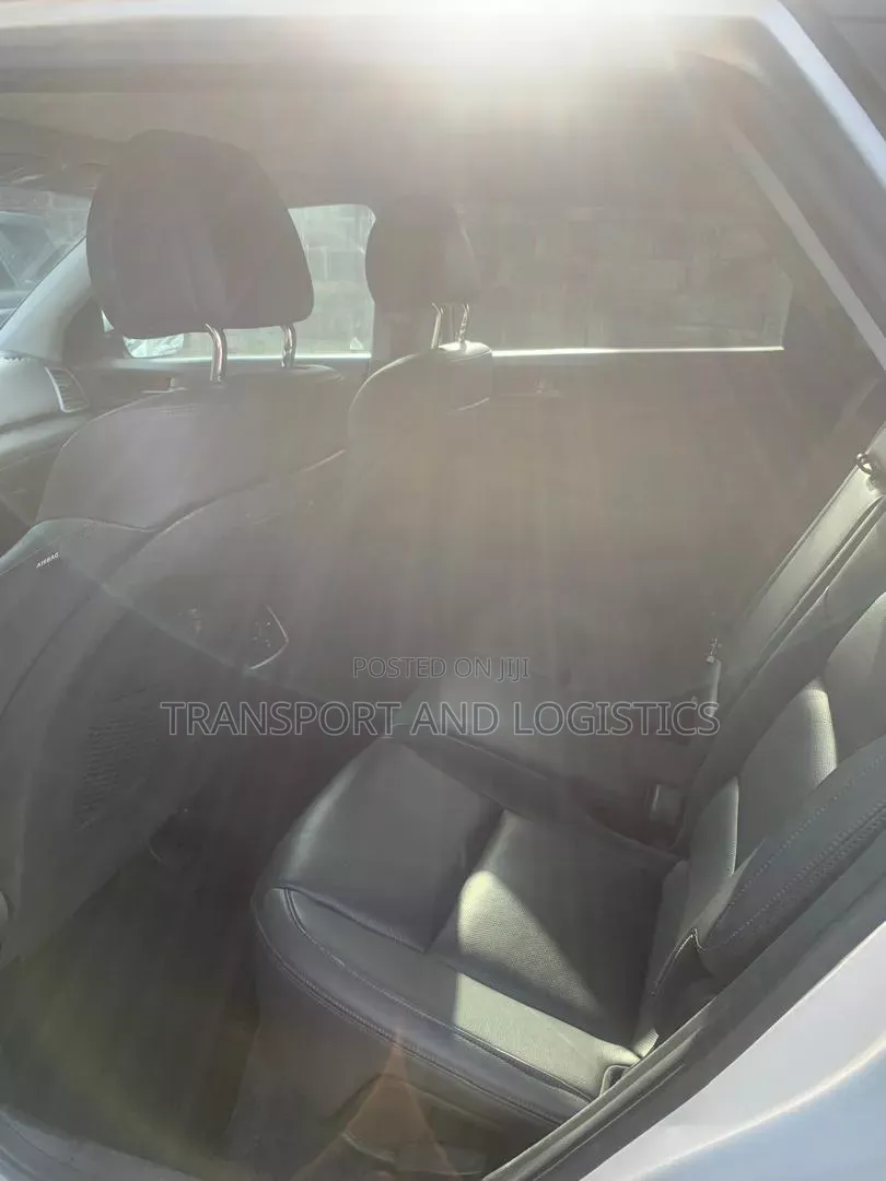 Hyundai Tucson 2016 Silver