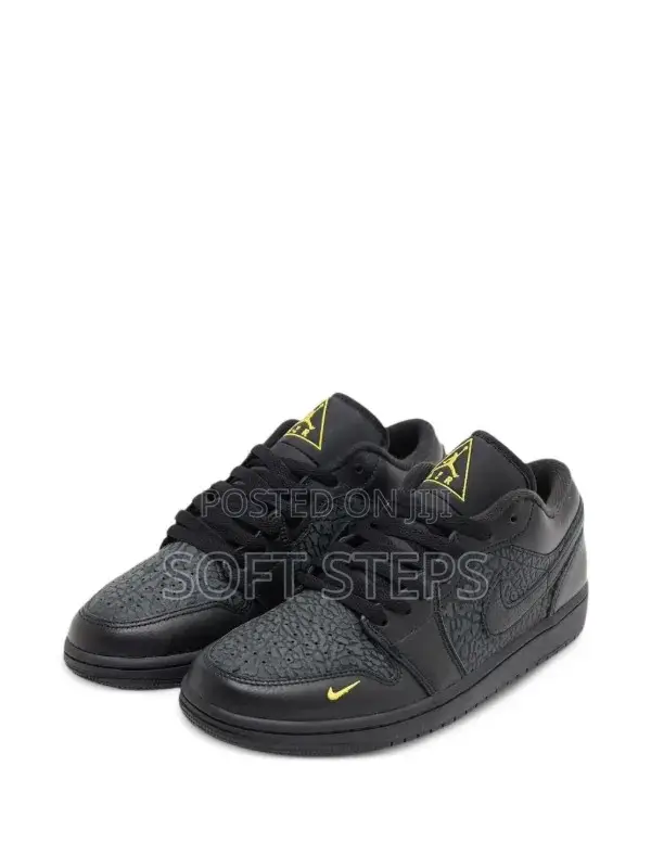 Air Jordan 1 Low SE "Black Elephant Print"