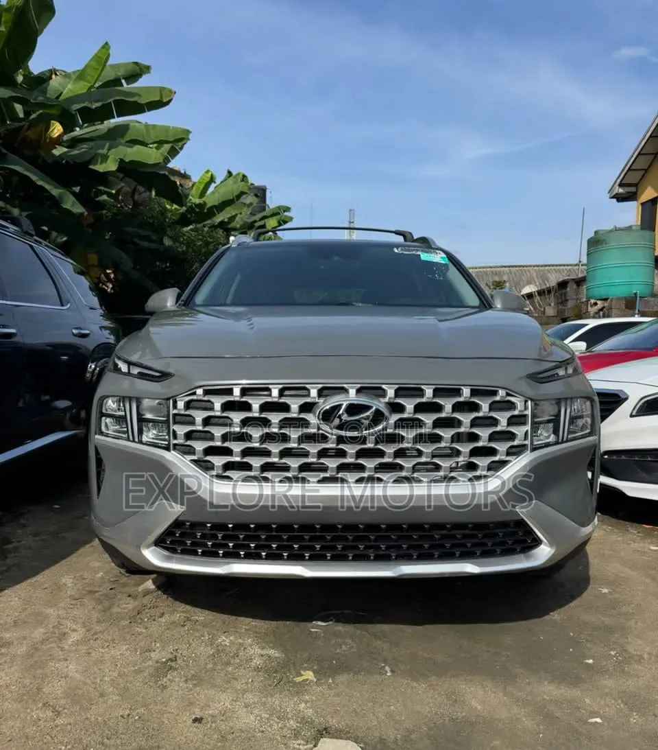 Hyundai Santa Fe 2022 Silver