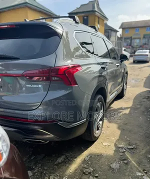 Hyundai Santa Fe 2022 Silver