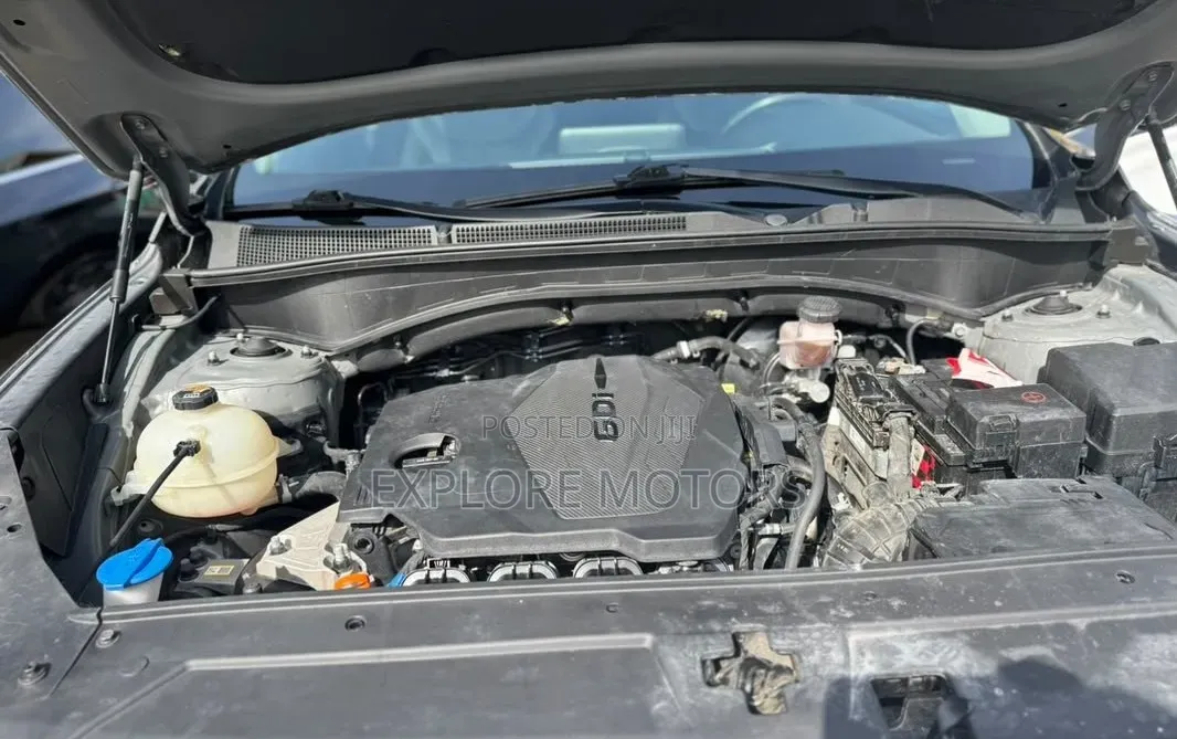 Hyundai Santa Fe 2022 Silver