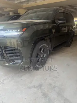 Lexus LX 2024