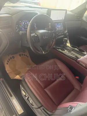 Lexus LX 2024