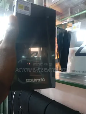 New Samsung Galaxy S20 Ultra 5G 256 GB Black
