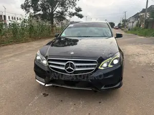 Mercedes-Benz E350e 2016 Black