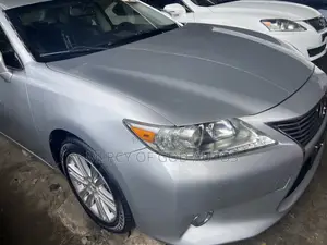 Lexus ES 350 FWD 2014 Silver