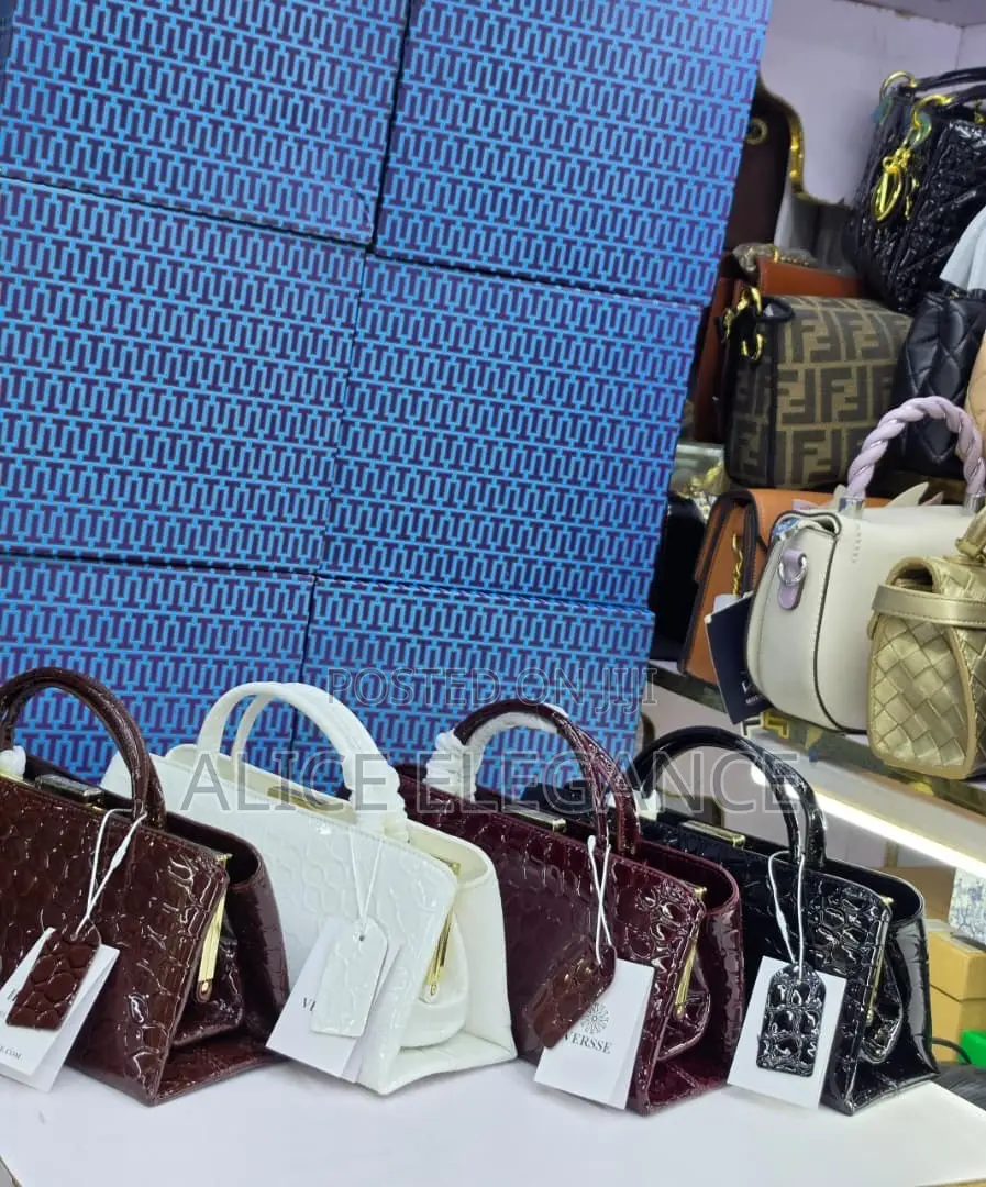 Versse Premium Quality Handbag 