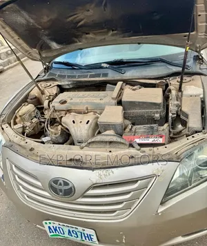 Toyota Camry 2009 Gold