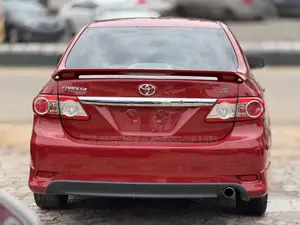 Toyota Corolla S 4dr Sedan (1.8L 4cyl 4A) 2012 Red