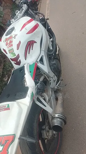 Honda CBR 2008 White
