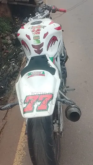 Honda CBR 2008 White