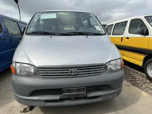 Toyota HiAce 2006 Silver