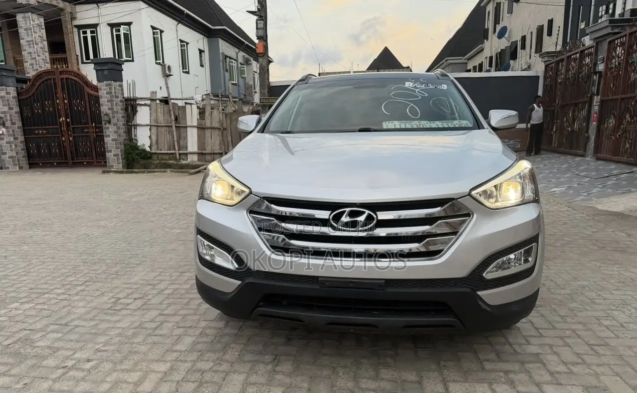 Hyundai Santa Fe 2014 Silver