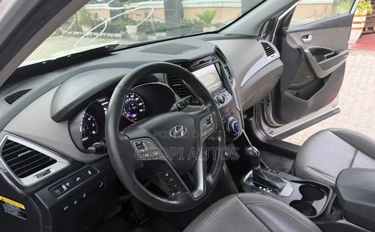 Hyundai Santa Fe 2014 Silver