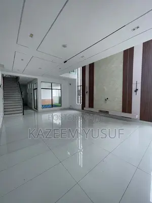 5bdrm Duplex in Gated, Off Lekki-Epe Expressway for sale