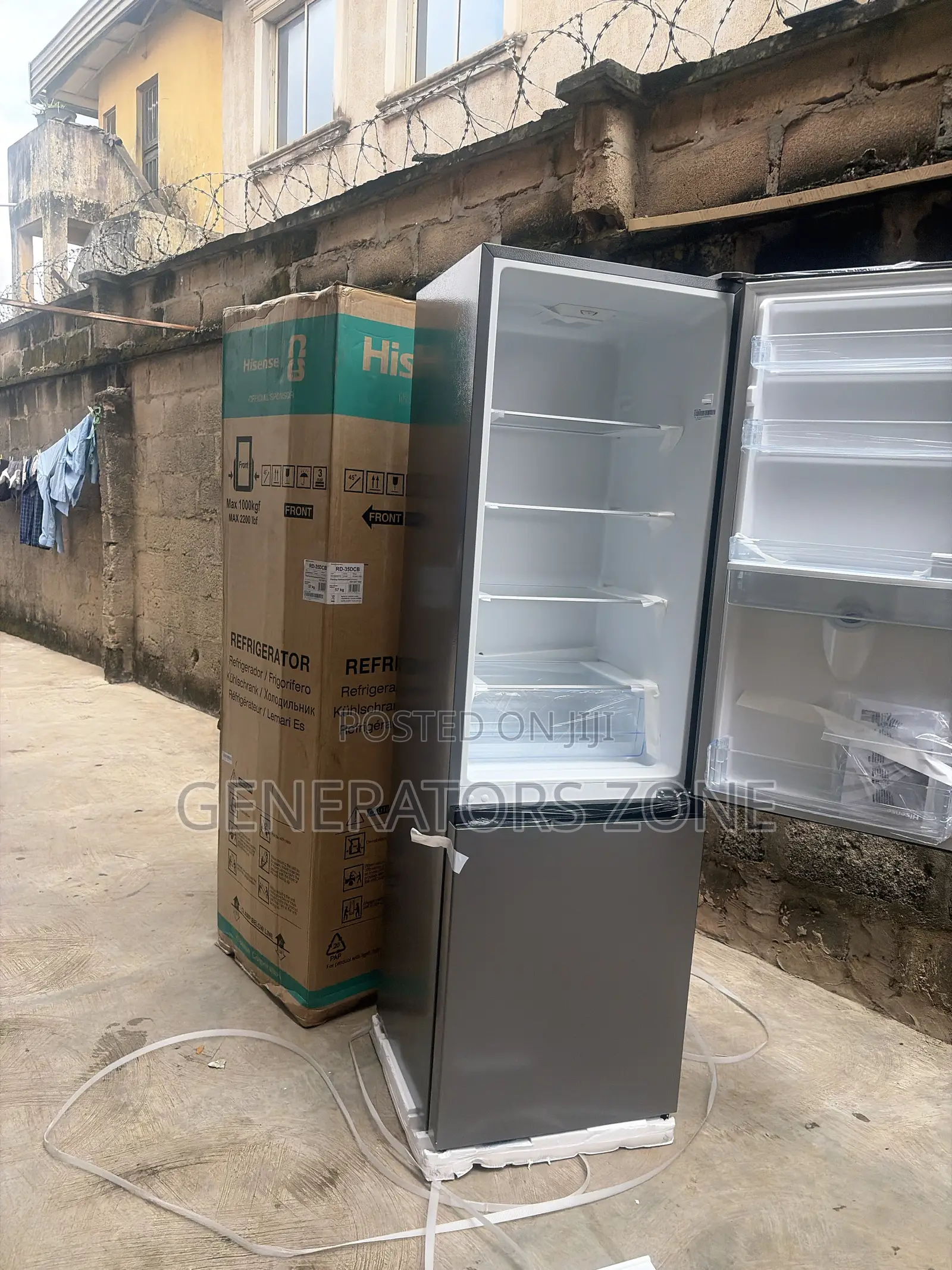 Hisense RD-35DCB 264L Refrigerator With Built-in Water Dispenser