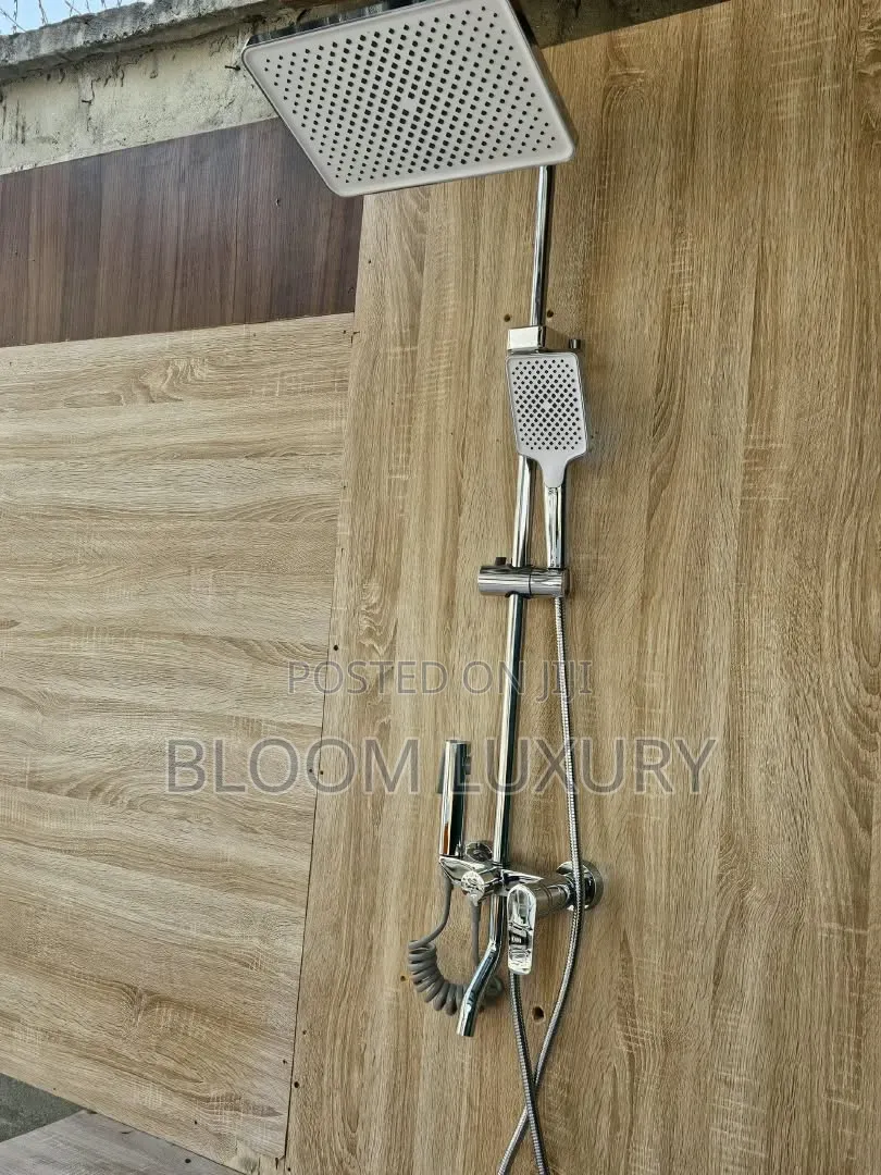 High Pressure Rainfall Shower Set Chrome/Black