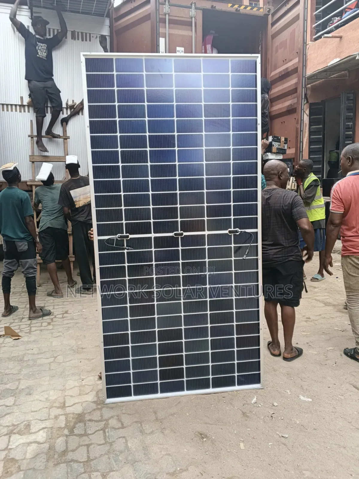 650w Jinko Bifacial Solar Panel 144cell