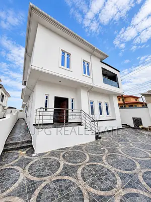5bdrm Duplex in Sangotedo for sale