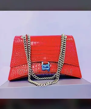 Elegant Luxury Ladies Handbag – Classy and Stylish Design