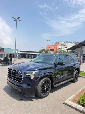Toyota Sequoia Platinum 4WD 2024 Blue