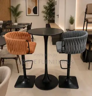 Elegant Design Bar Stool and Table