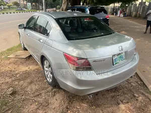Honda Accord 2009 Silver