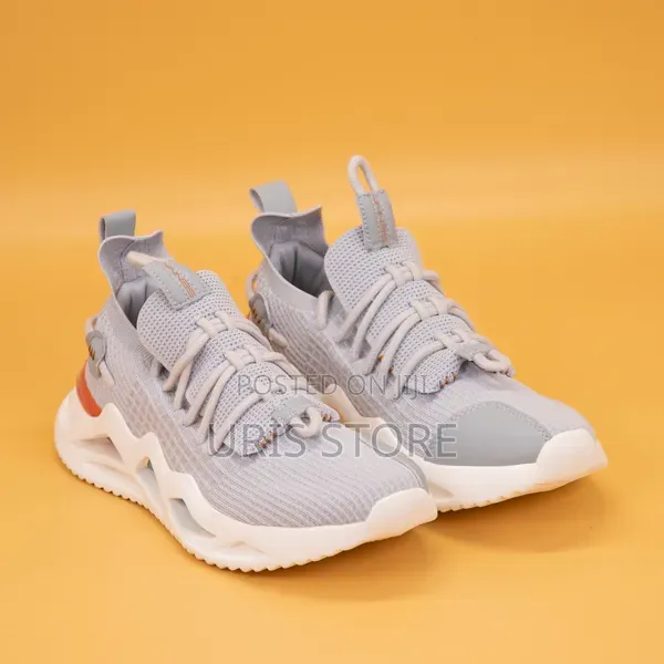 Quality Senn Breathable Sneakers