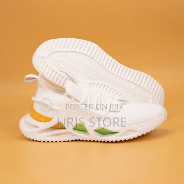 Quality Senn Breathable Sneakers