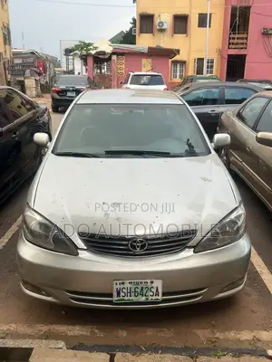 Toyota Camry 2006 Silver