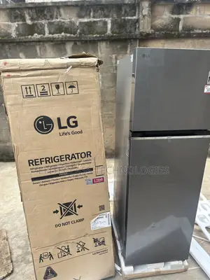 LG GL-B262PQKB Reliable Two-Door Refrigerator With 266L Capacity