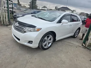 Toyota Venza 2010 White