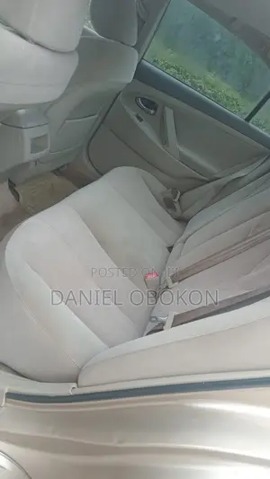 Toyota Camry LE 4dr Sedan (2.5L 4cyl 6AM) 2010 Brown