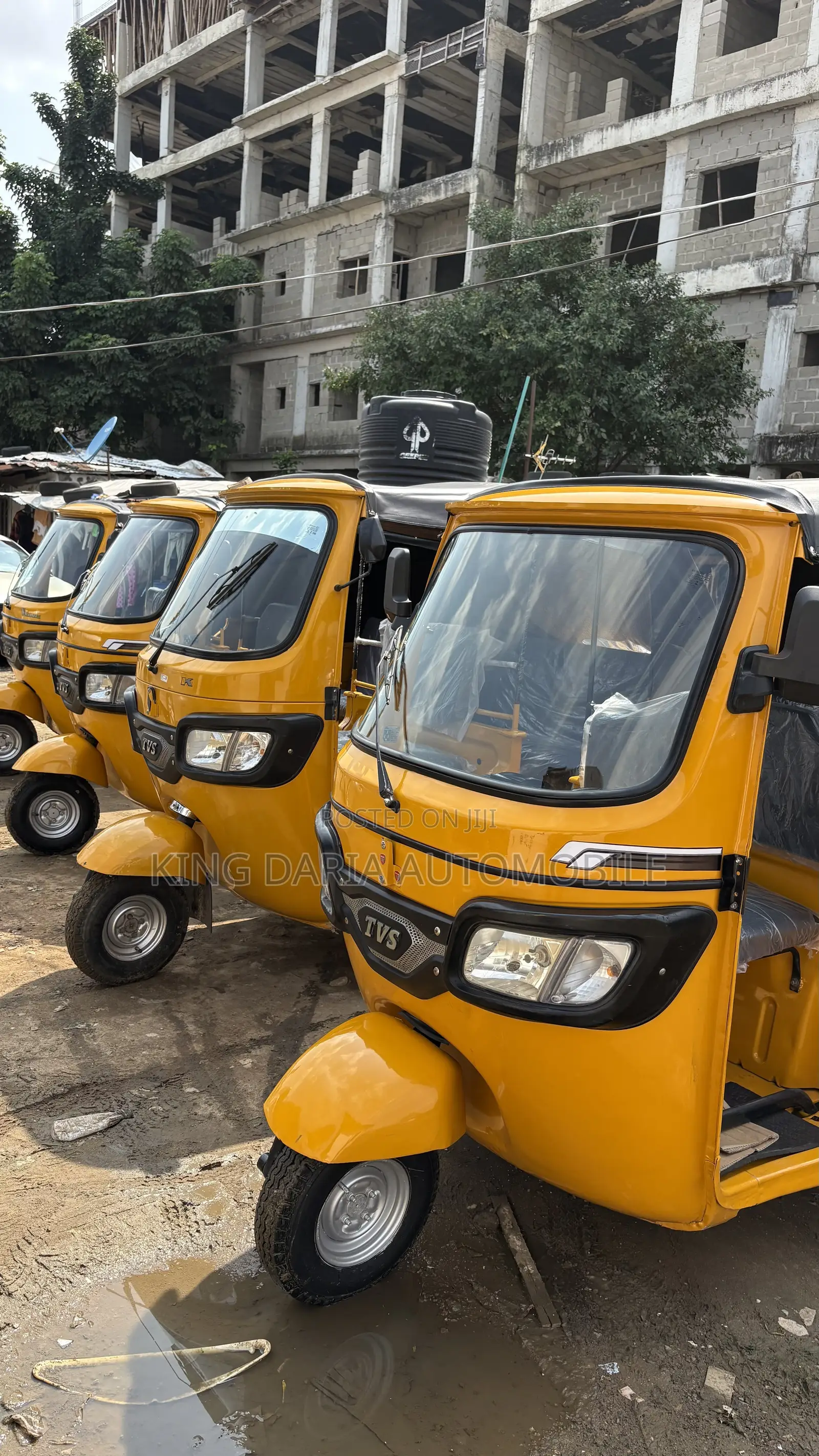 TVS 2024 Yellow