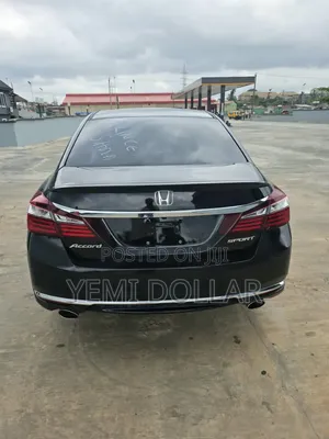 Honda Accord Sport 4dr Sedan FWD (2.4L 4cyl 2A) 2016 White