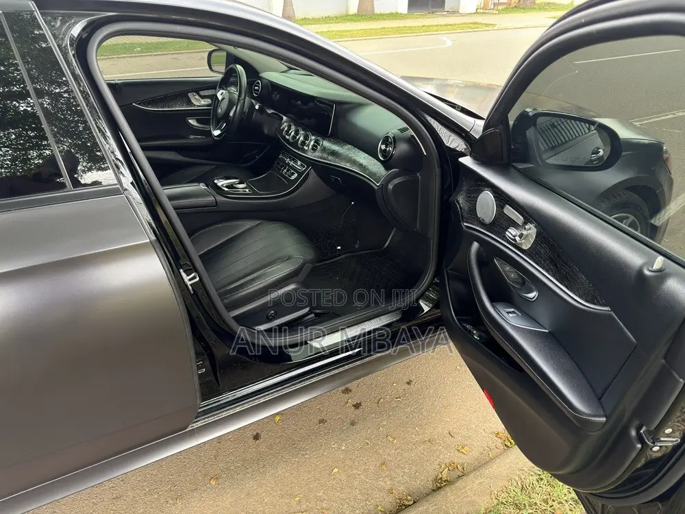 Mercedes-Benz E400 2018 Gray