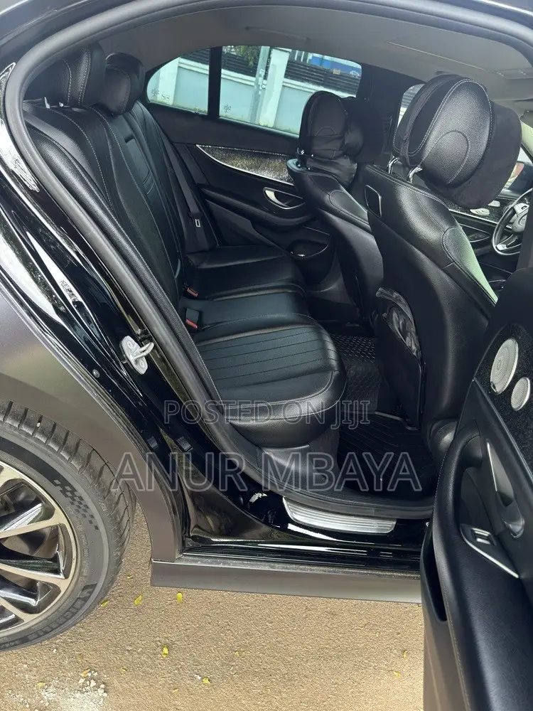Mercedes-Benz E400 2018 Gray
