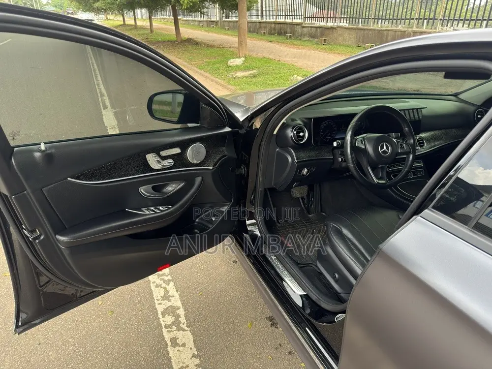 Mercedes-Benz E400 2018 Gray