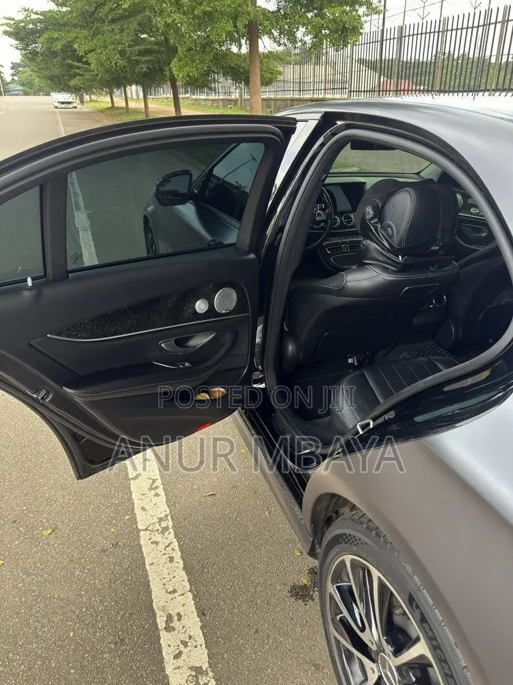 Mercedes-Benz E400 2018 Gray