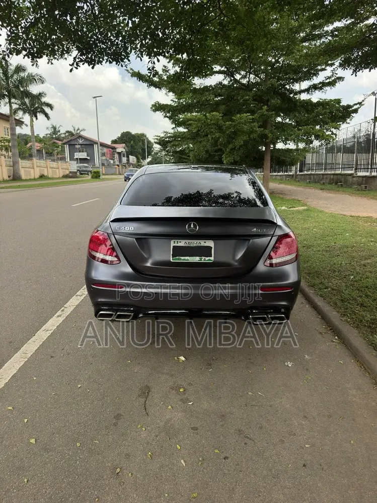 Mercedes-Benz E400 2018 Gray