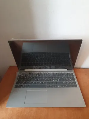 Laptop Lenovo IdeaPad 330S 8GB AMD Ryzen 5 HDD 320GB