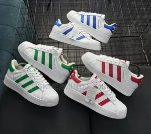 High Quality Adidas Originals Superstar II Sneakers in White and Blue*