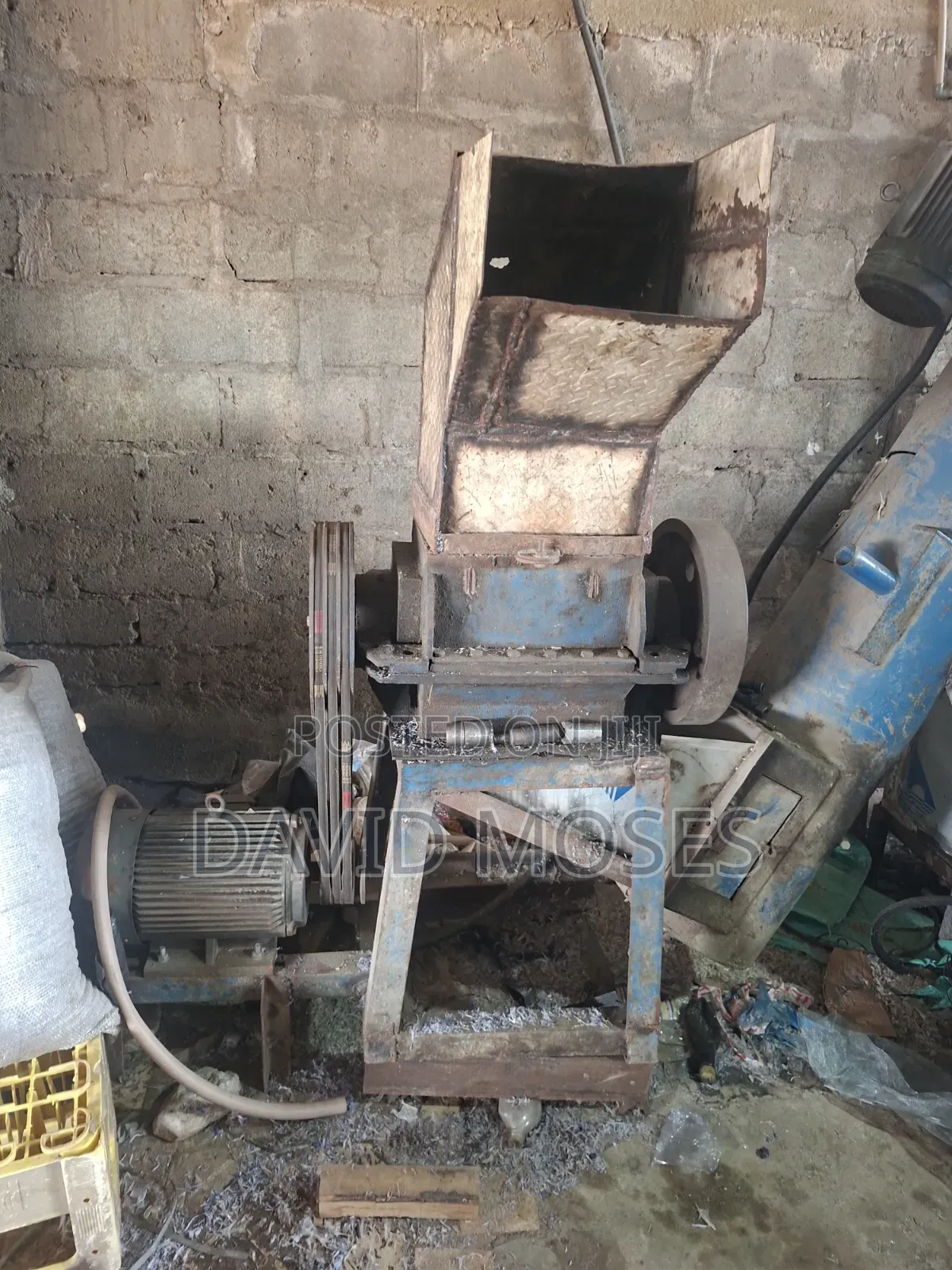 Plastic Recycling Machine