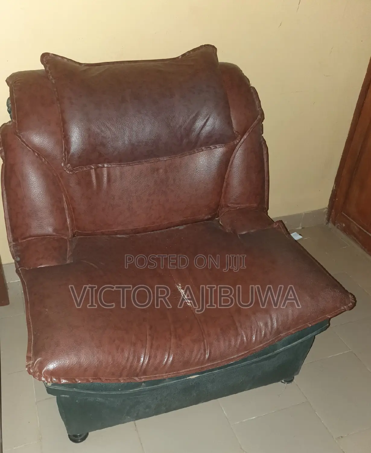 Used Leather Chairs