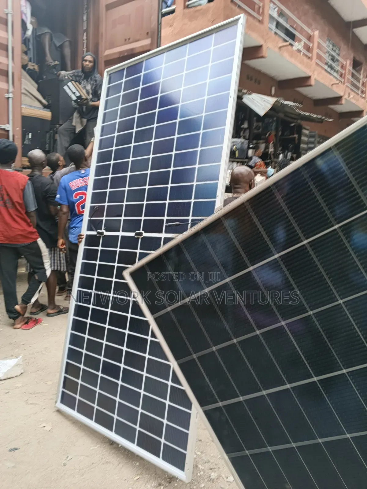 650watts Jinko Bifacial Solar Panel 144cell