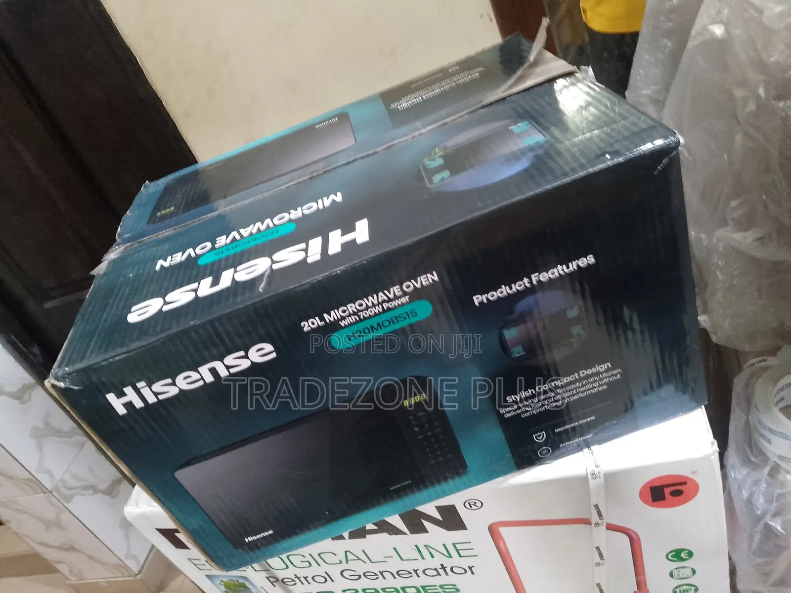 Hisense 700W Compact Microwave Oven – 20L Capacity