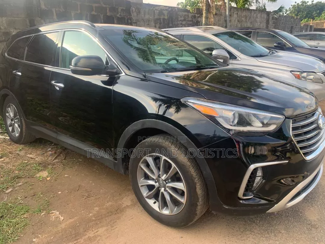 Hyundai Santa Fe 2018 Black
