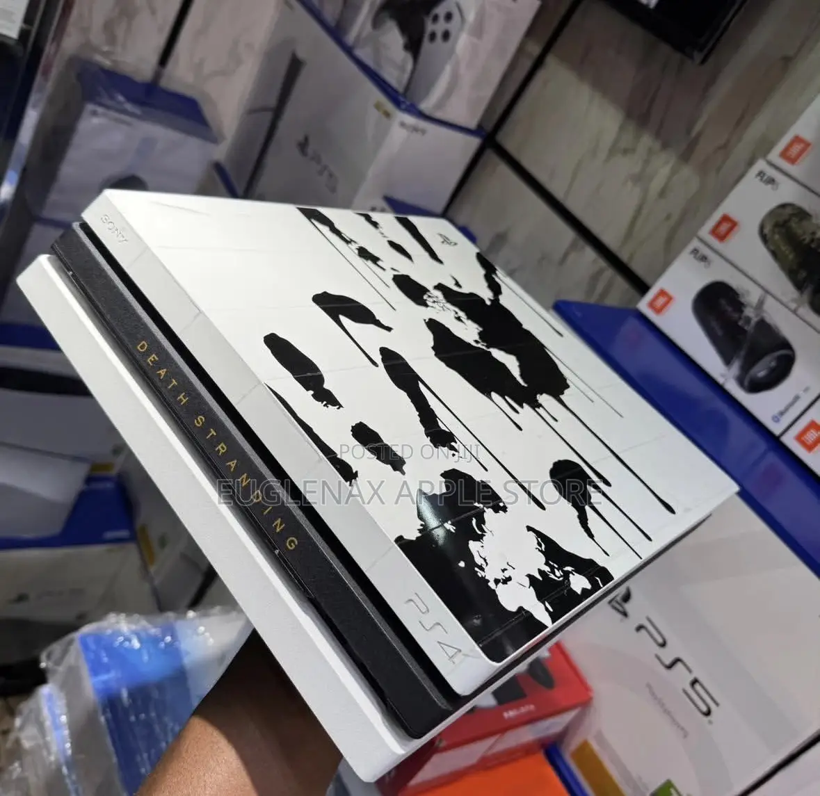 PS4 Pro 1TB 2 Controller Plus 10 Latest Games
