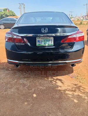 Honda Accord Sport 4dr Sedan FWD (2.4L 4cyl 2A) 2013 Black